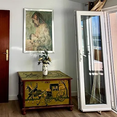 Holibai Albatros, Duplex Al Ladito Del Mar, Baiona