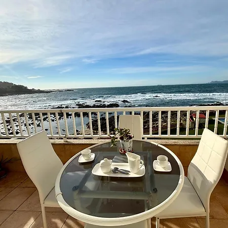 Apartamento Holibai Albatros, Duplex Junto Al Mar, Cerca De Vigo Y Sus Luces Navidenas Baredo