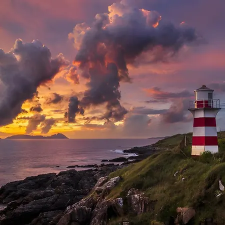 Holibai Albatros, Duplex Junto Al Mar, Cerca De Vigo Y Sus Luces Navidenas