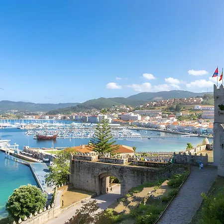 Apartamento Holibai Albatros, Duplex Junto Al Mar, Cerca De Vigo Y Sus Luces Navidenas *