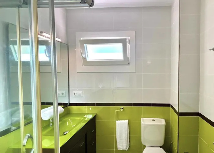 Holibai Albatros, Duplex Junto Al Mar, Cerca De Vigo Y Sus Luces Navidenas