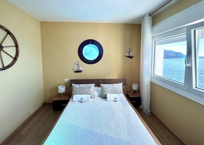 Holibai Albatros, Duplex Junto Al Mar, Cerca De Vigo Y Sus Luces Navidenas Διαμέρισμα