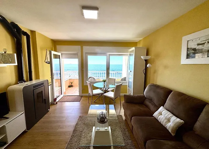 Holibai Albatros, Duplex Junto Al Mar, Cerca De Vigo Y Sus Luces Navidenas Baredo