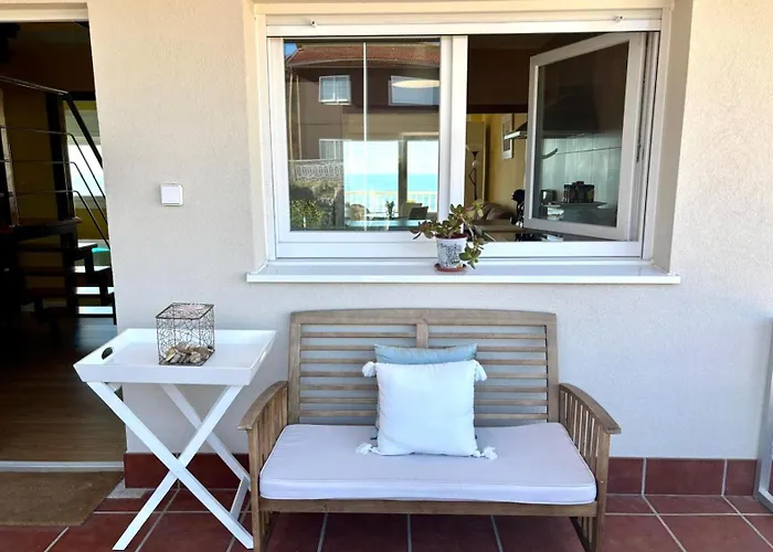 Holibai Albatros, Duplex Junto Al Mar, Cerca De Vigo Y Sus Luces Navidenas Baredo